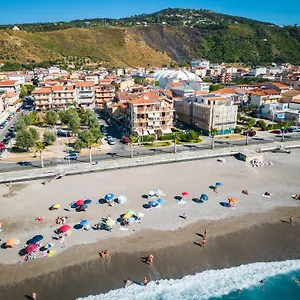 L'arcipelago Fronte Mare Con Ampio Balcone Casa vacanze